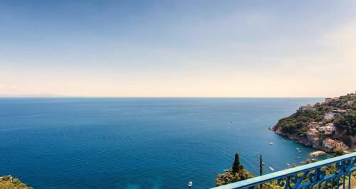 Hostal Villa Serena With Sea View