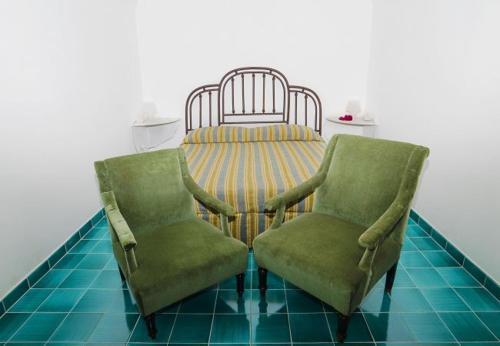 Amalfi Apartment Sleeps 2 T721484