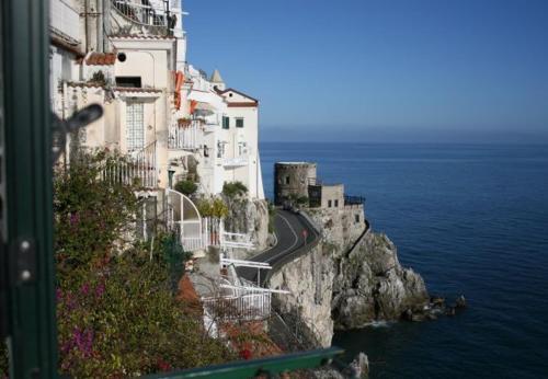Amalfi Apartment Sleeps 2