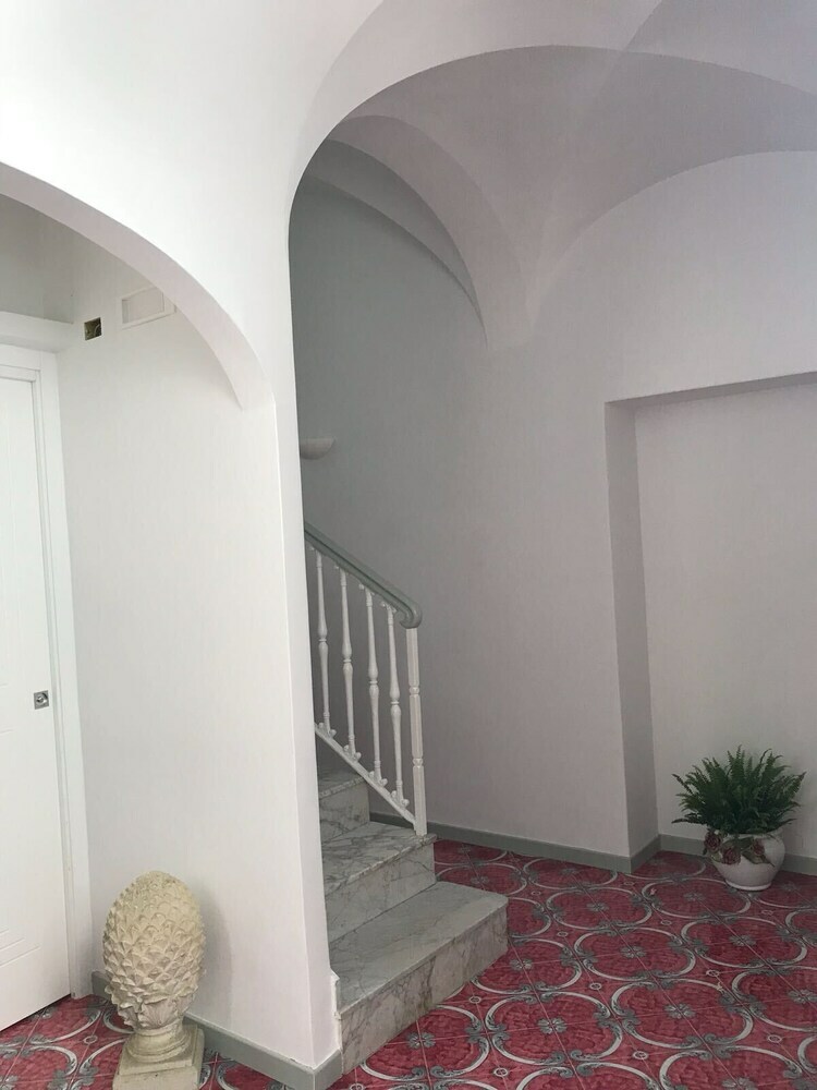 Hostal R&d Rest And Dream Capri