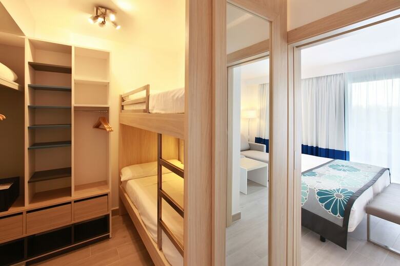 Aparthotel Alcudia Pins