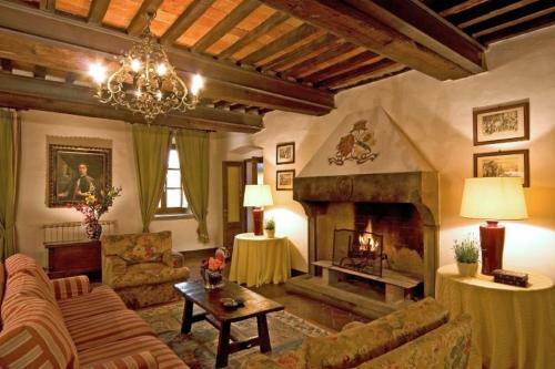 Arezzo Villa Sleeps 12 Pool Air Con Wifi
