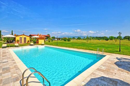 Arezzo Apartment Sleeps 6 Air Con