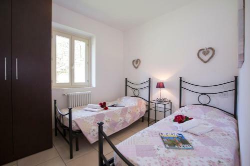 Argegno Apartment Sleeps 6 Pool