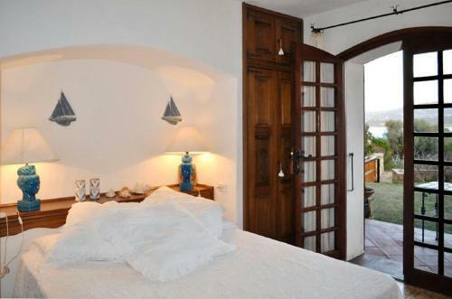 Arzachena Villa Sleeps 10 Air Con Wifi