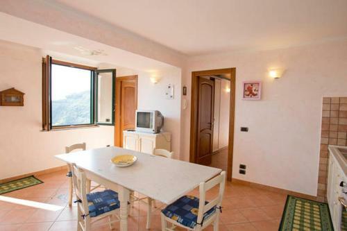 Pontone Hills On Amalfi