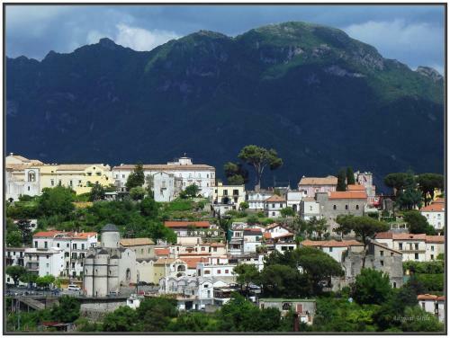 Pontone Hills On Amalfi