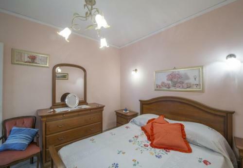 Atrani Apartment Sleeps 3 T721465
