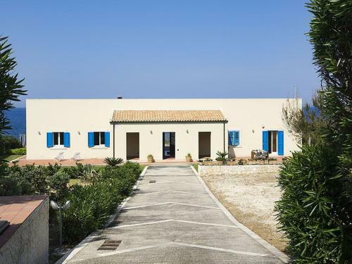 Ala Villa