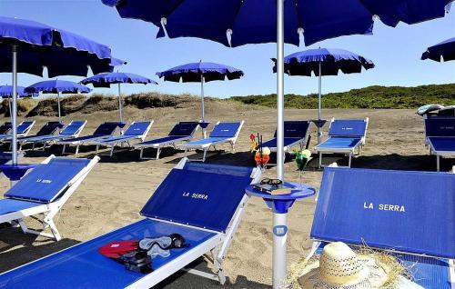 Baia Domizia Villa Sleeps 2 Pool Wifi
