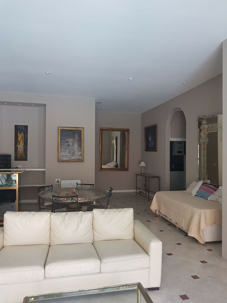 Hotel Leonardo Da Vinci Residence
