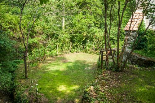 Bed & Breakfast Secret Gardens