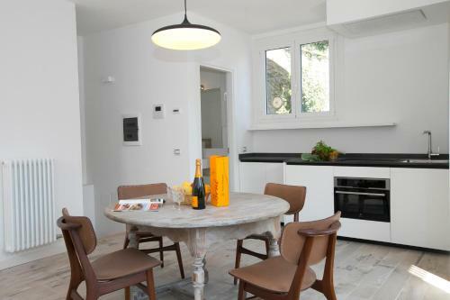 Brienno Villa Sleeps 16