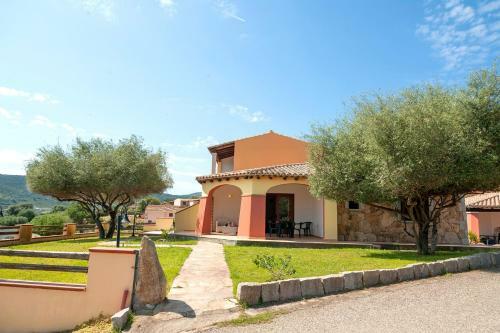 Aparthotel Li Troni
