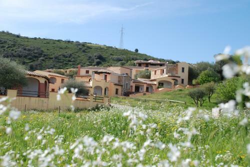 Aparthotel Li Troni