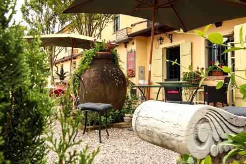 Hostal Corte Rosantico