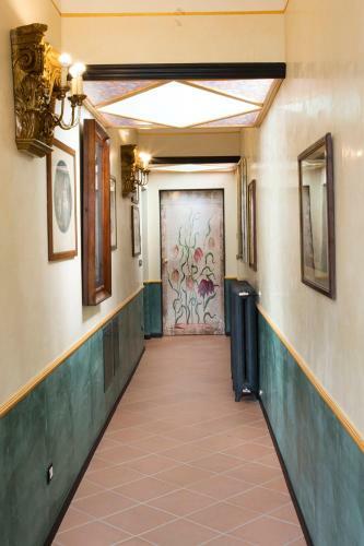 Hostal Corte Rosantico