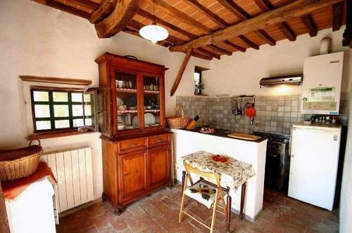 Buti Villa Sleeps 5 Pool Wifi