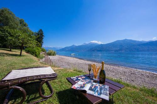 Cadenabbia Apartment Sleeps 4