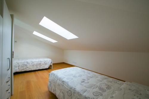 Griante Villa Sleeps 10 Pool