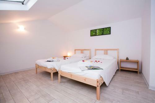 Cadenabbia Apartment Sleeps 6 Air Con