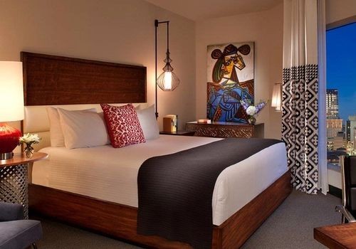 Hotel Contessa Luxury Riverwalk Suites