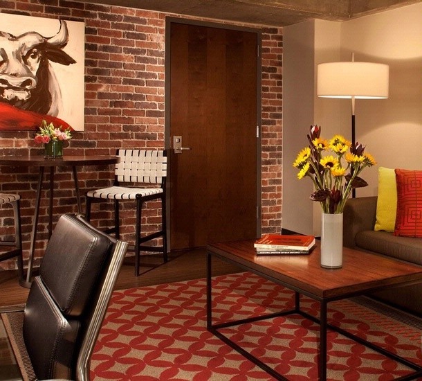 Hotel Contessa Luxury Riverwalk Suites