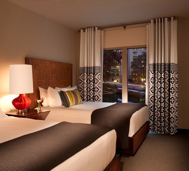 Hotel Contessa Luxury Riverwalk Suites