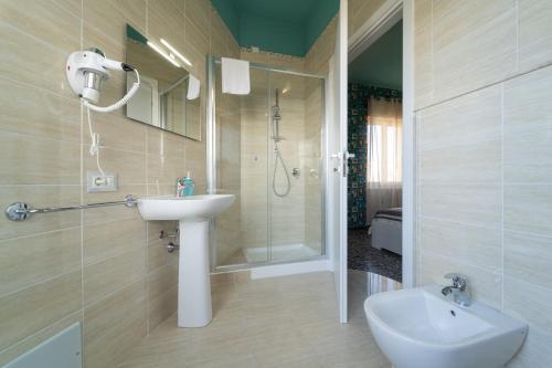 Hostal Budget Rooms Carbonazzi 17