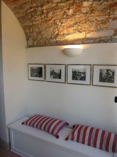 Salapreti Apartment Sleeps 4 Pool