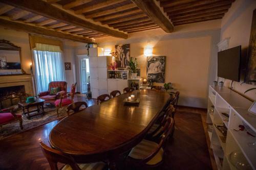 Borgo Agli Scudi B&B