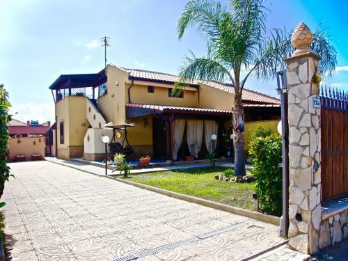 Rentopolis Ischia Apartment