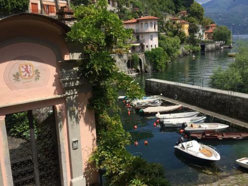 Al Vecchio Porto Casa A Cannero