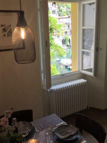 Al Vecchio Porto Casa A Cannero
