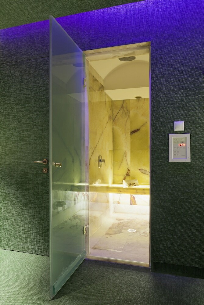Hotel New