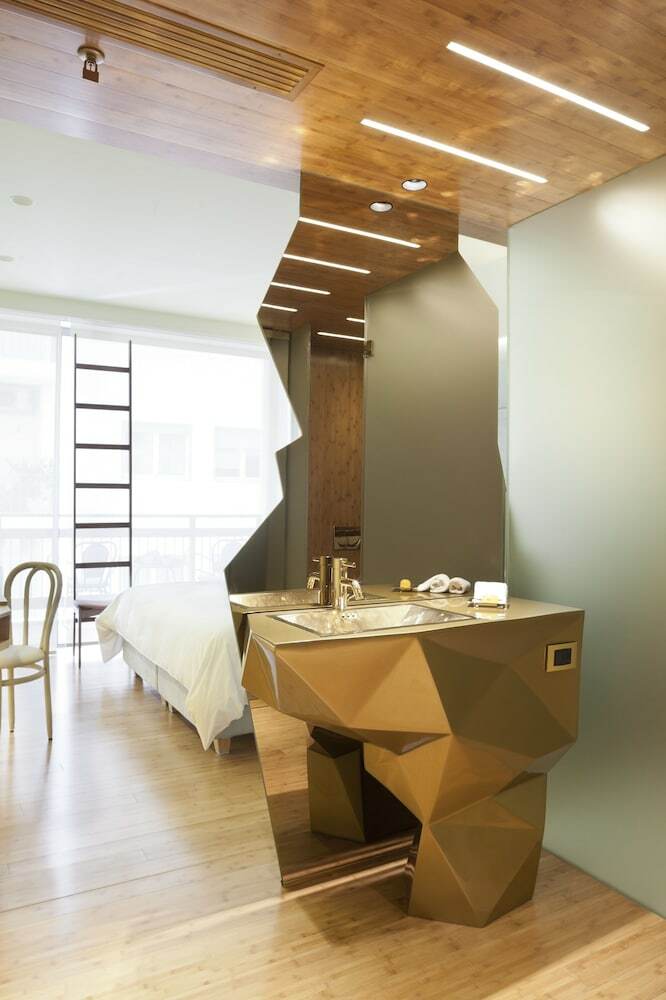 Hotel New