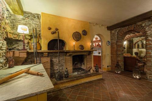 Coselli 's Collection. Luxury Villas Rental