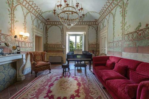 Coselli 's Collection. Luxury Villas Rental