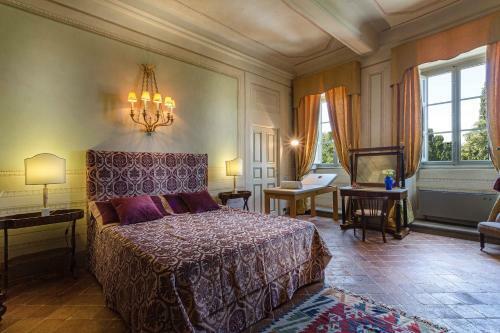 Coselli 's Collection. Luxury Villas Rental