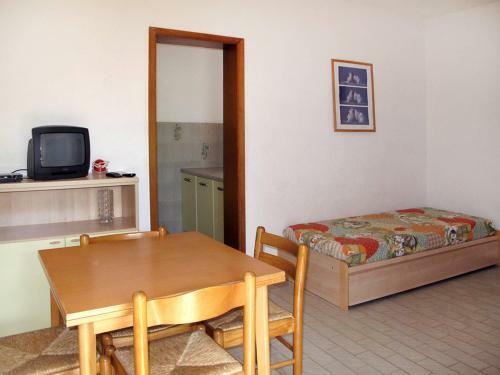 Apartamento Res. Elbamar Lacona I 111s