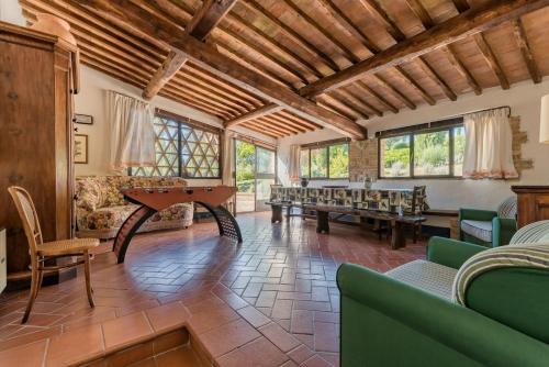 Casole D'elsa Villa Sleeps 24 Pool Wifi