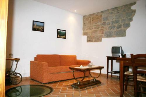 Casole D'elsa Apartment Sleeps 3 Wifi
