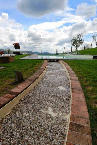Il Castagno D'andrea Apartment Sleeps 6 Pool