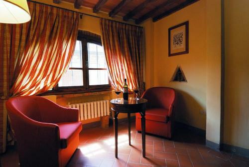Il Castagno D'andrea Apartment Sleeps 2 Pool