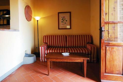Il Castagno D'andrea Apartment Sleeps 2 Pool