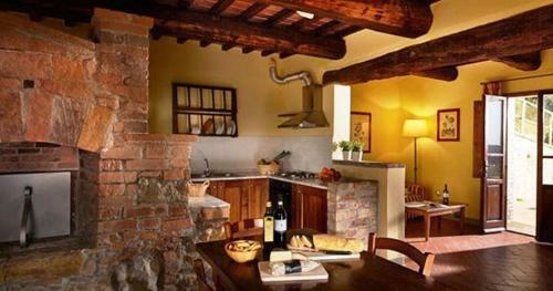 Il Castagno D'andrea Apartment Sleeps 2 Pool