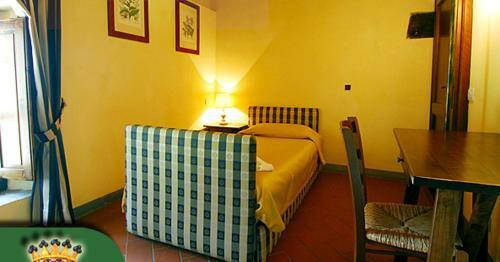 Il Castagno D'andrea Apartment Sleeps 3 Pool