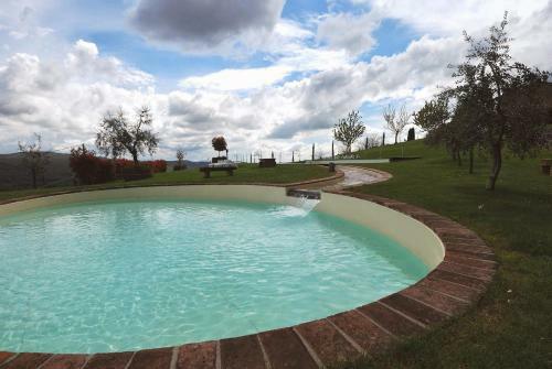 Il Castagno D'andrea Apartment Sleeps 8 Pool