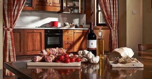Il Castagno D'andrea Apartment Sleeps 8 Pool