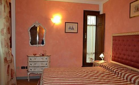 Castelfiorentino Villa Sleeps 10 Pool Wifi